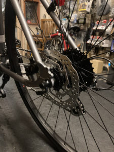 安心のシマノ製油圧ディスクブレーキシステム