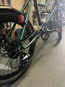 変速機やドライブトレインは必要以上に上位機種は不要です。ノーマルでも十分遊べます。